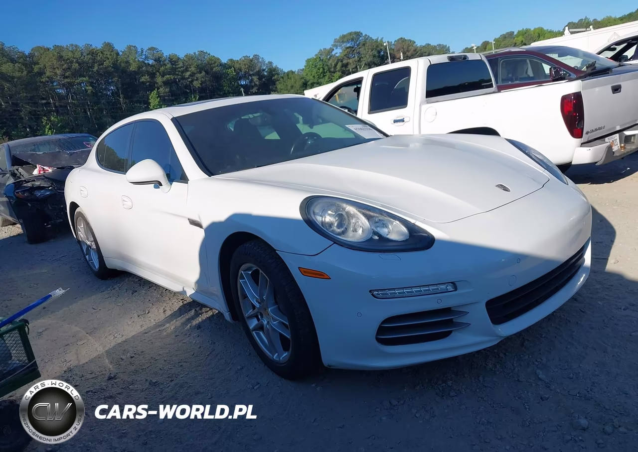 2014 Porsche Panamera 4