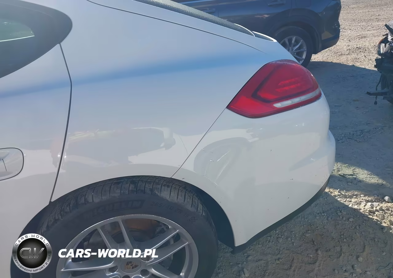 2014 Porsche Panamera 4 VIN:WP0AA2A73EL006907 - 6