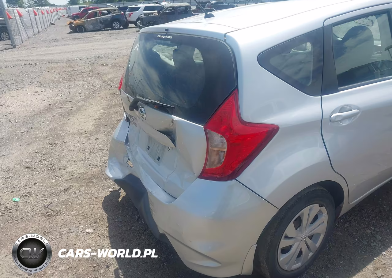 2017 Nissan Versa Note S Plus VIN:3N1CE2CP5HL381977 - 19
