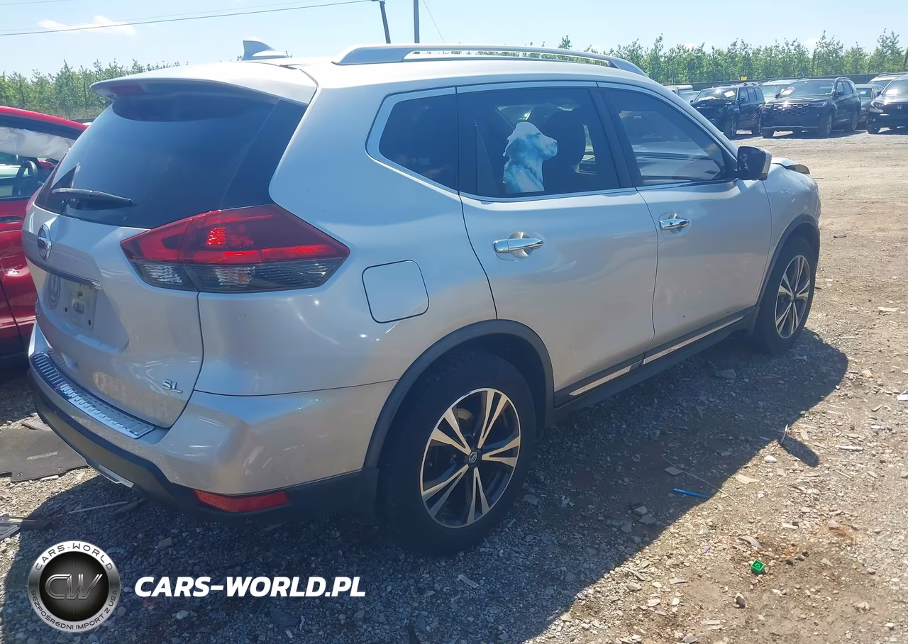 2018 Nissan Rogue Sl VIN:JN8AT2MTXJW466792 - 4