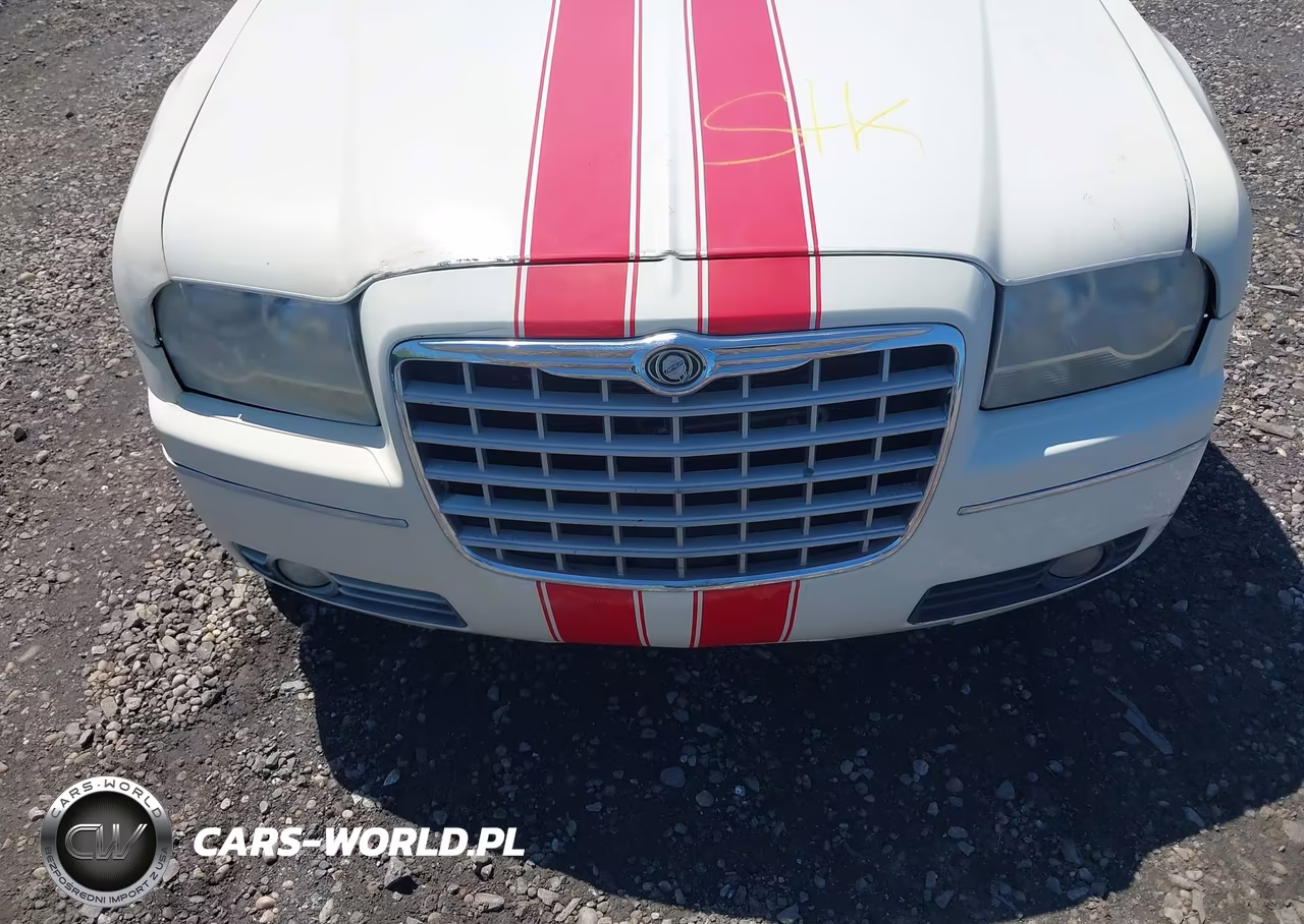 2005 Chrysler 300 Touring VIN:2C3AA53G75H600741 - 6