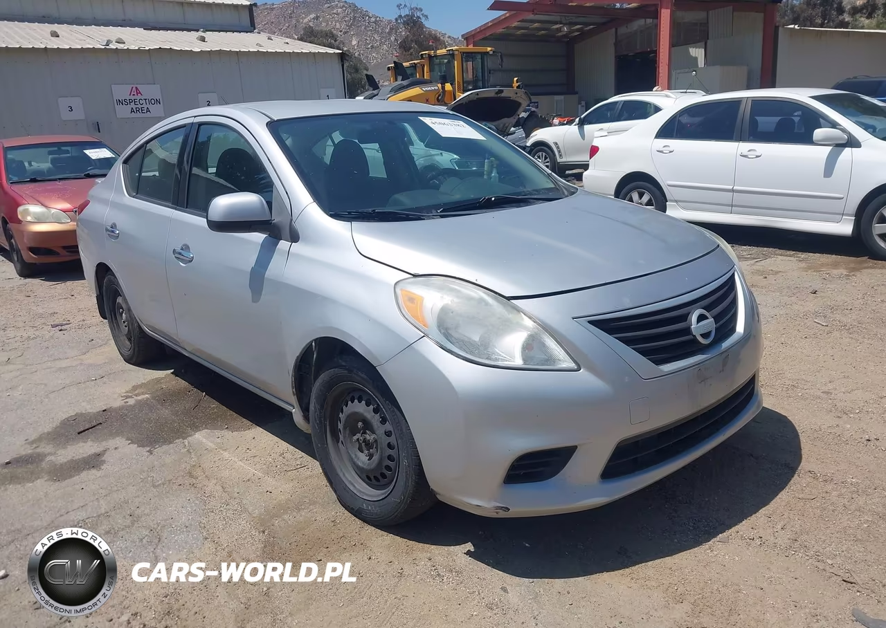 Główne zdjęcie 2014 Nissan Versa 1.6 Sv