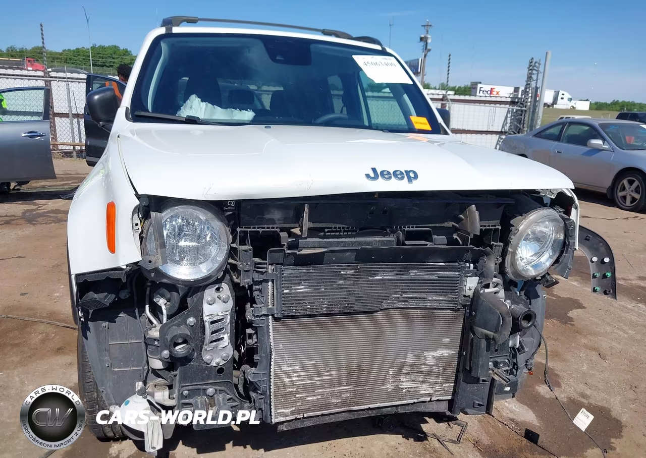 2023 Jeep Renegade Latitude 4X4 VIN:ZACNJDB18PPP41126 - 13