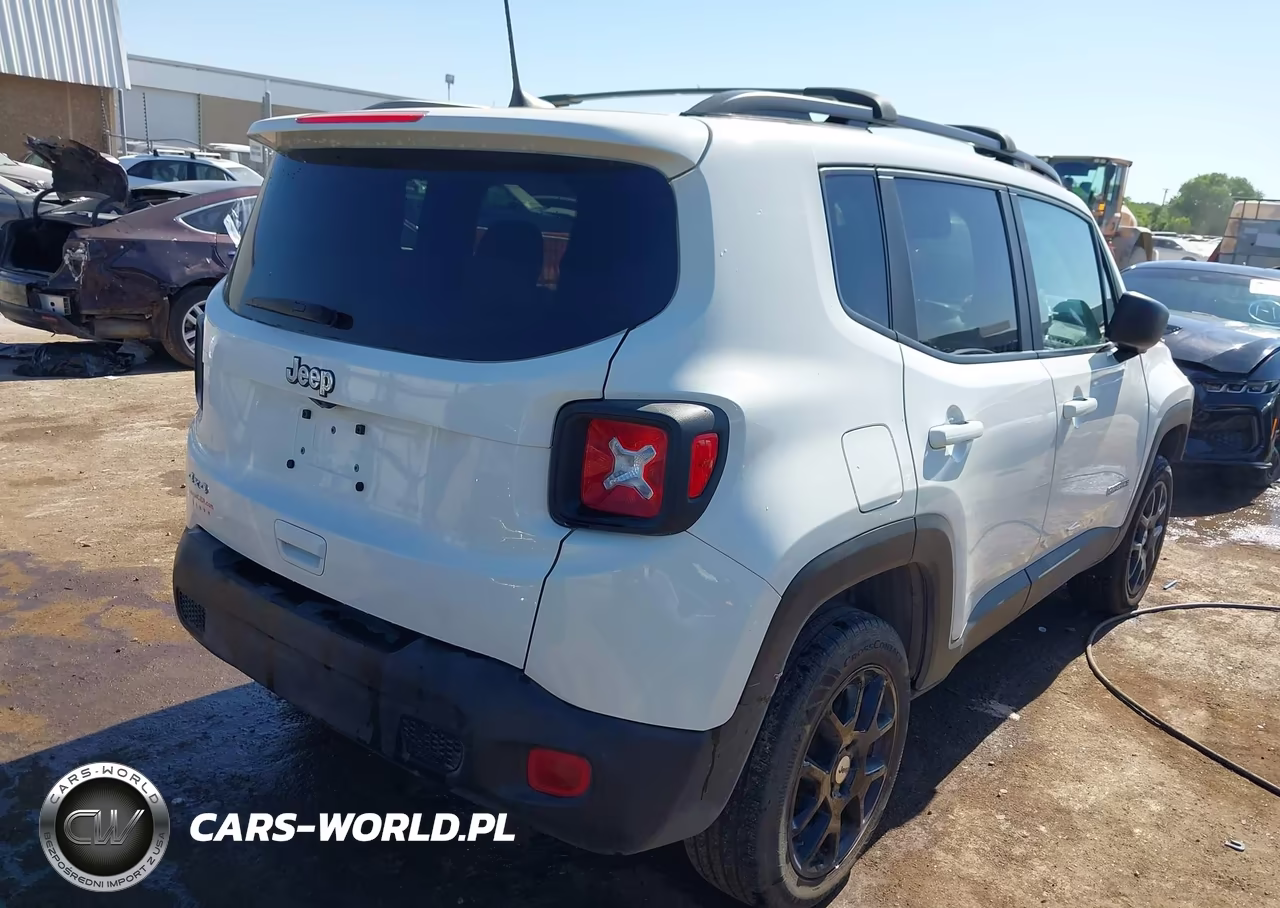 2023 Jeep Renegade Latitude 4X4 VIN:ZACNJDB18PPP41126 - 4