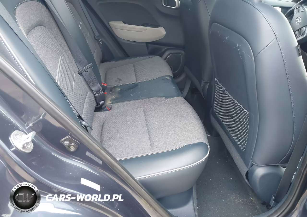 2022 Hyundai Venue Limited VIN:KMHRC8A30NU152796 - 8
