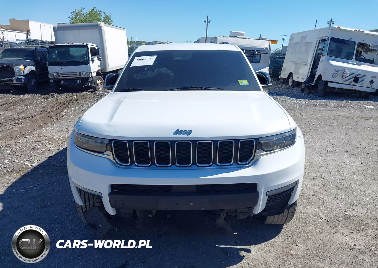 2021 Jeep Grand Cherokee L Limited 4X4 VIN:1C4RJKBG9M8123930 - 11