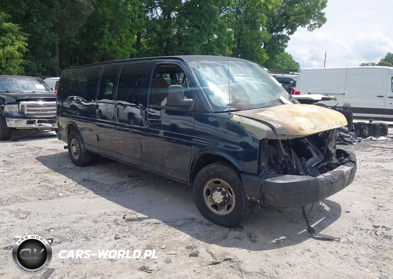 2009 Chevrolet Express 3500 Ls