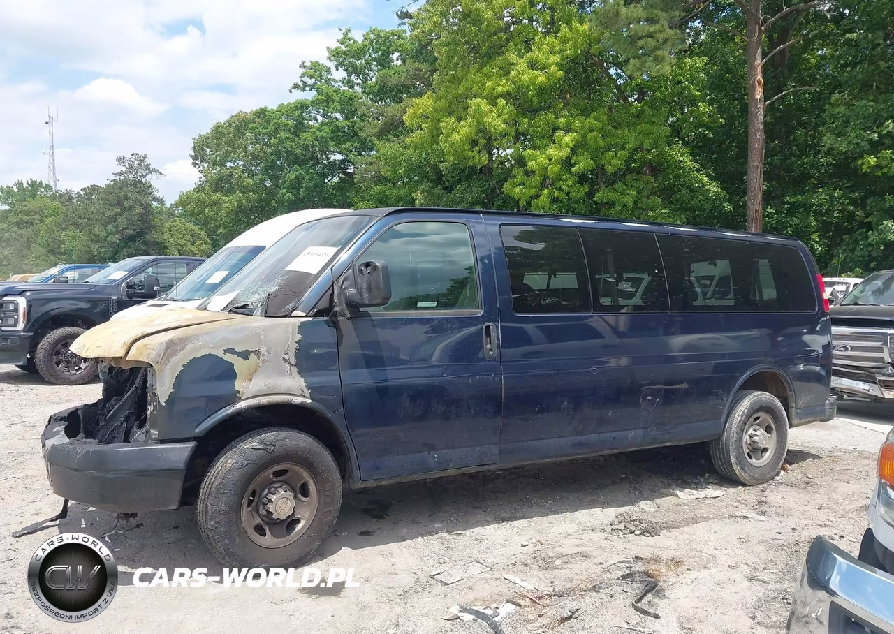 2009 Chevrolet Express 3500 Ls VIN:1GAHG39K091161890 - 14