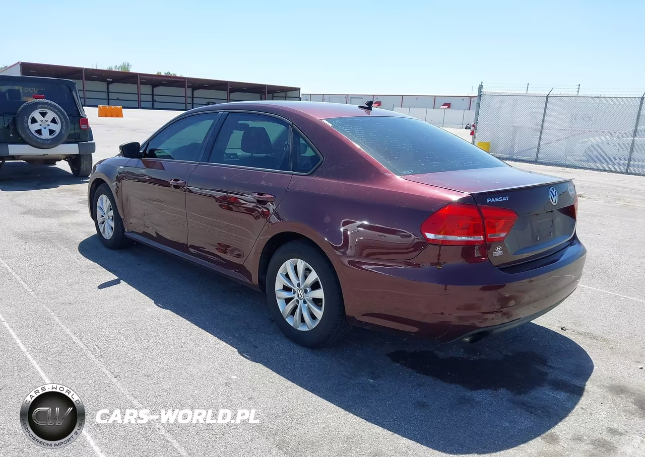 2014 Volkswagen Passat 1.8T Wolfsburg Edition VIN:1VWAT7A39EC102073 - 3