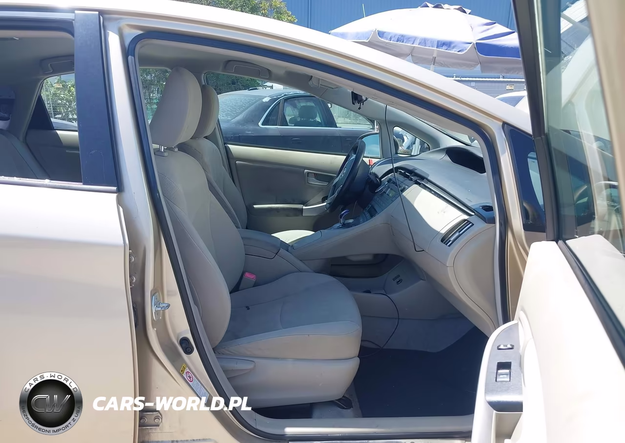 2011 Toyota Prius Three VIN:JTDKN3DU7B1408100 - 5
