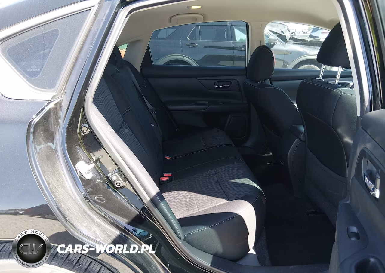 2018 Nissan Altima 2.5 S VIN:1N4AL3AP5JC244807 - 8
