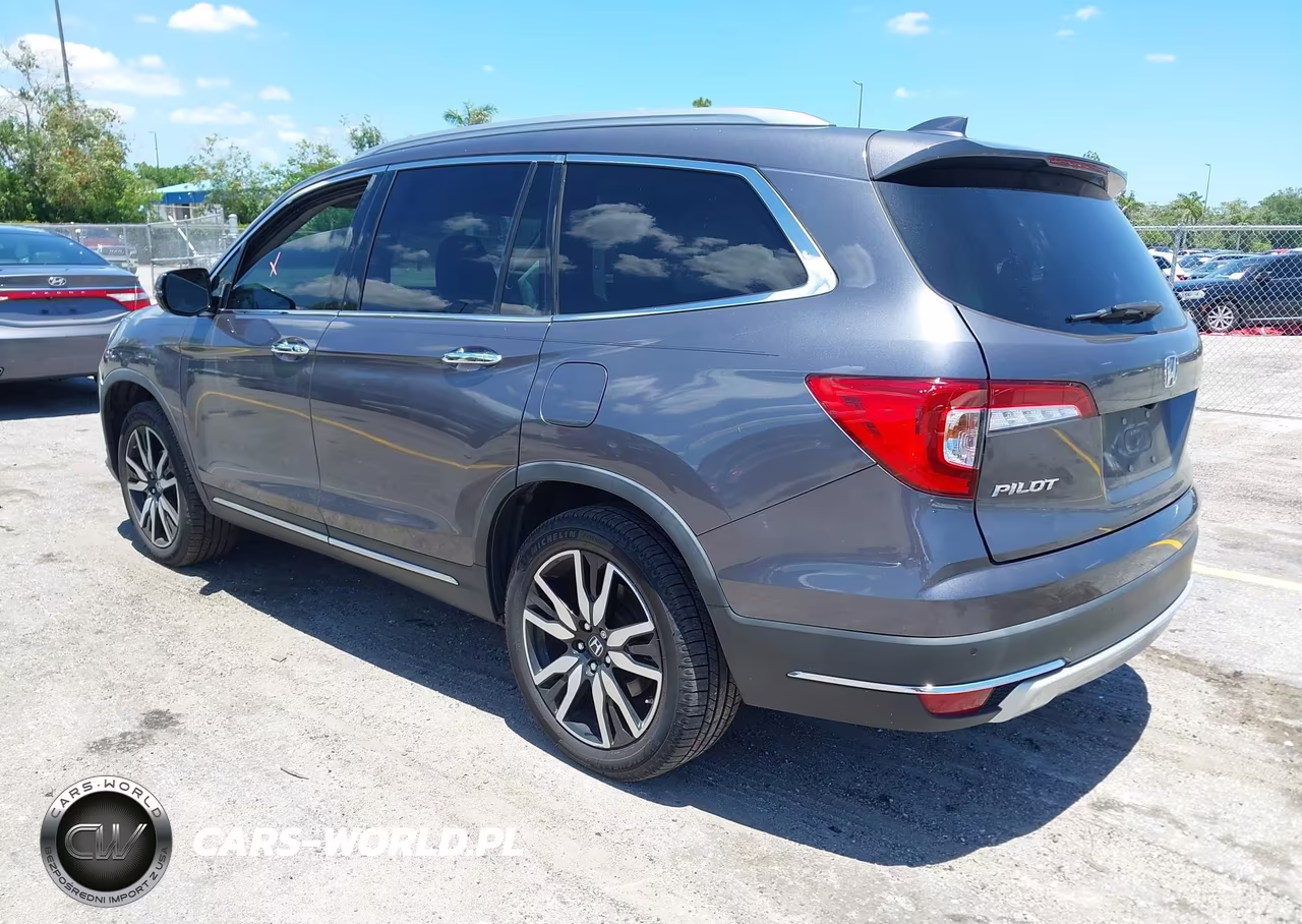 2022 Honda Pilot 2Wd Touring 8 Passenger VIN:5FNYF5H94NB005003 - 3
