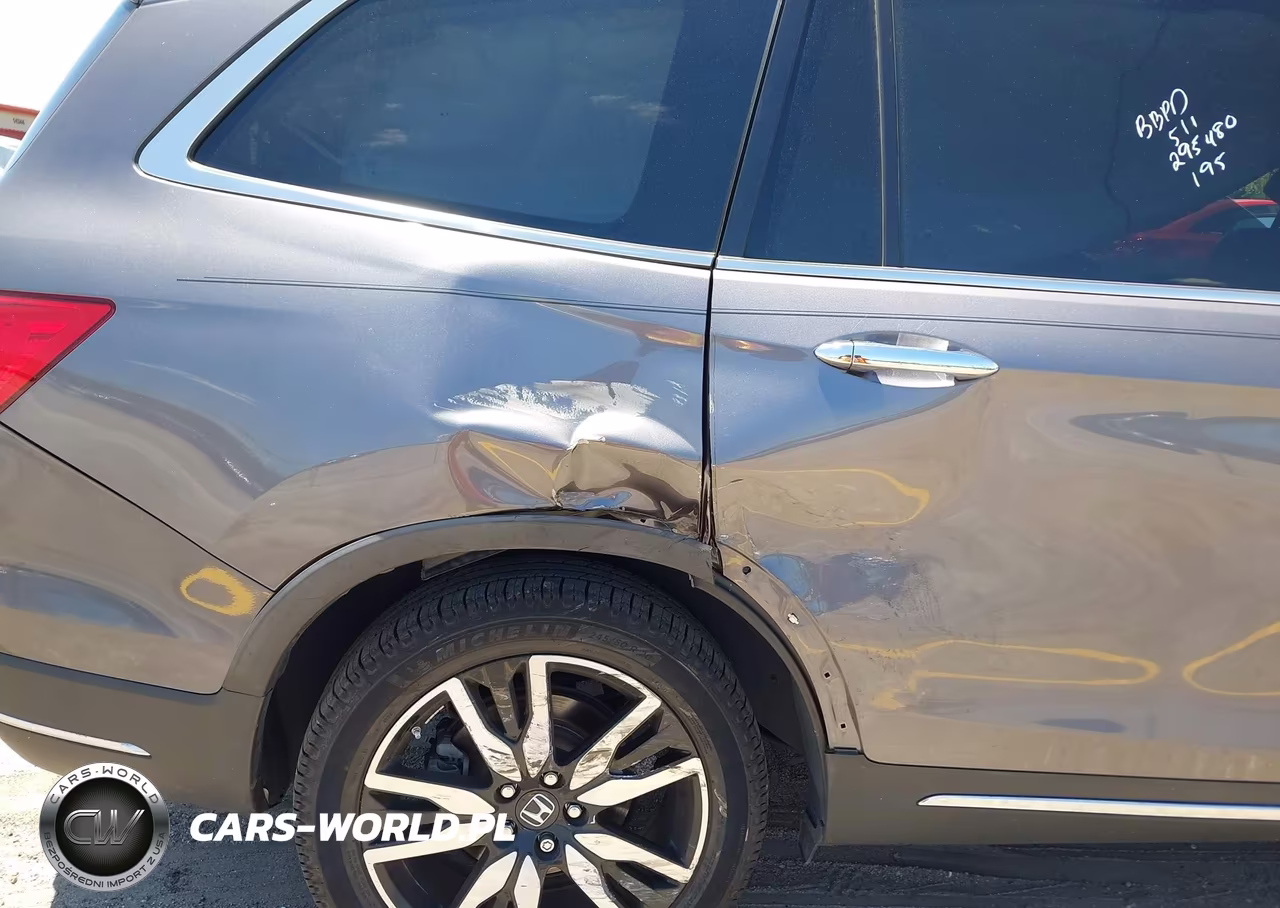 2022 Honda Pilot 2Wd Touring 8 Passenger VIN:5FNYF5H94NB005003 - 6
