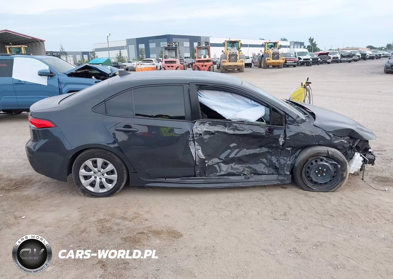2025 Toyota Corolla Hybrid Le VIN:JTDBCMFE6S3072817 - 14