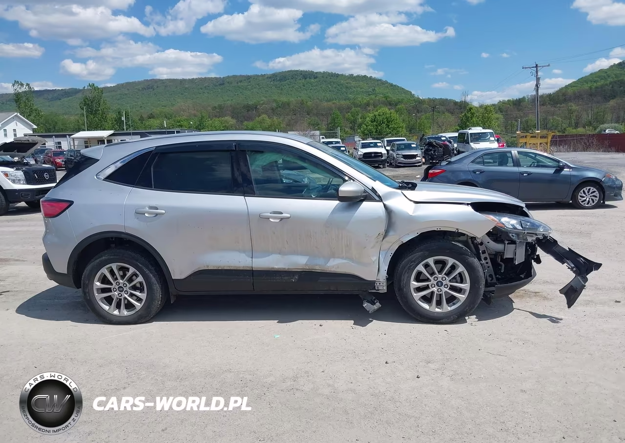 2020 Ford Escape Se VIN:1FMCU9G66LUC72058 - 13