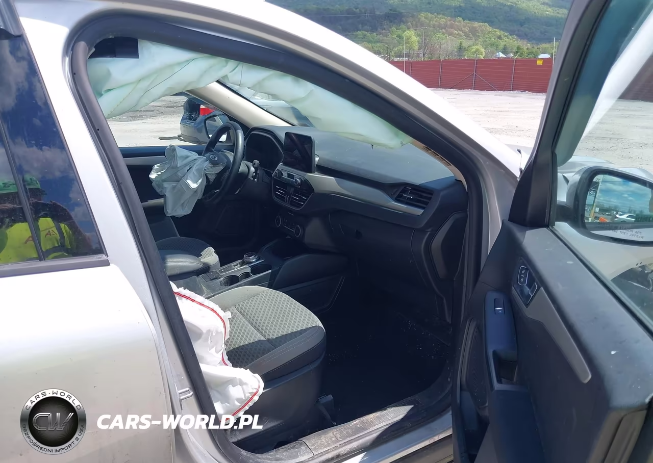 2020 Ford Escape Se VIN:1FMCU9G66LUC72058 - 5