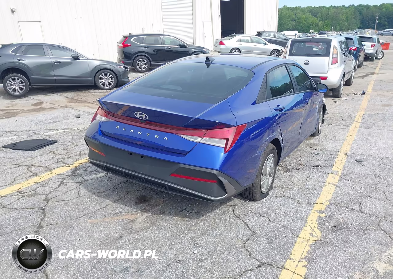 2026 Hyundai Elantra Se VIN:KMHLL4DG5TU107377 - 4