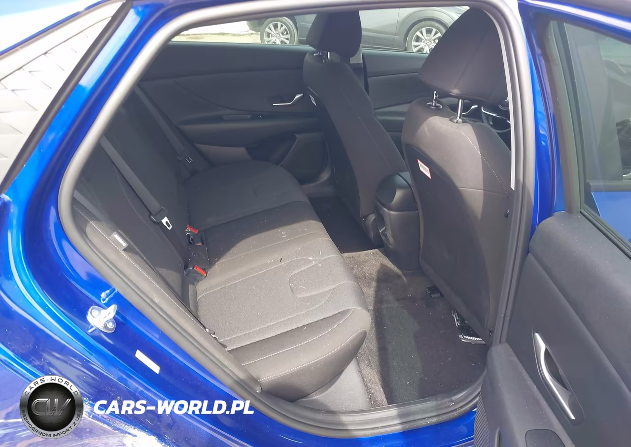 2026 Hyundai Elantra Se VIN:KMHLL4DG5TU107377 - 8