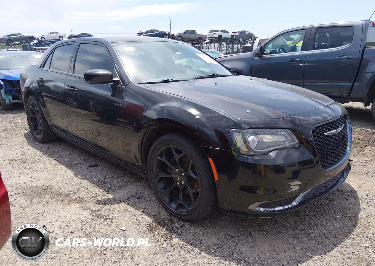 2020 Chrysler 300 Touring