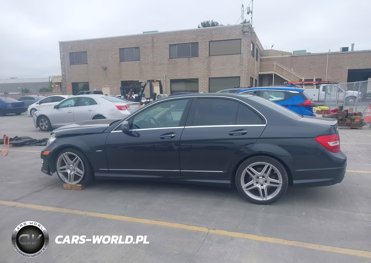 2012 Mercedes-Benz C 250 Sport VIN:WDDGF4HBXCR238860 - 14