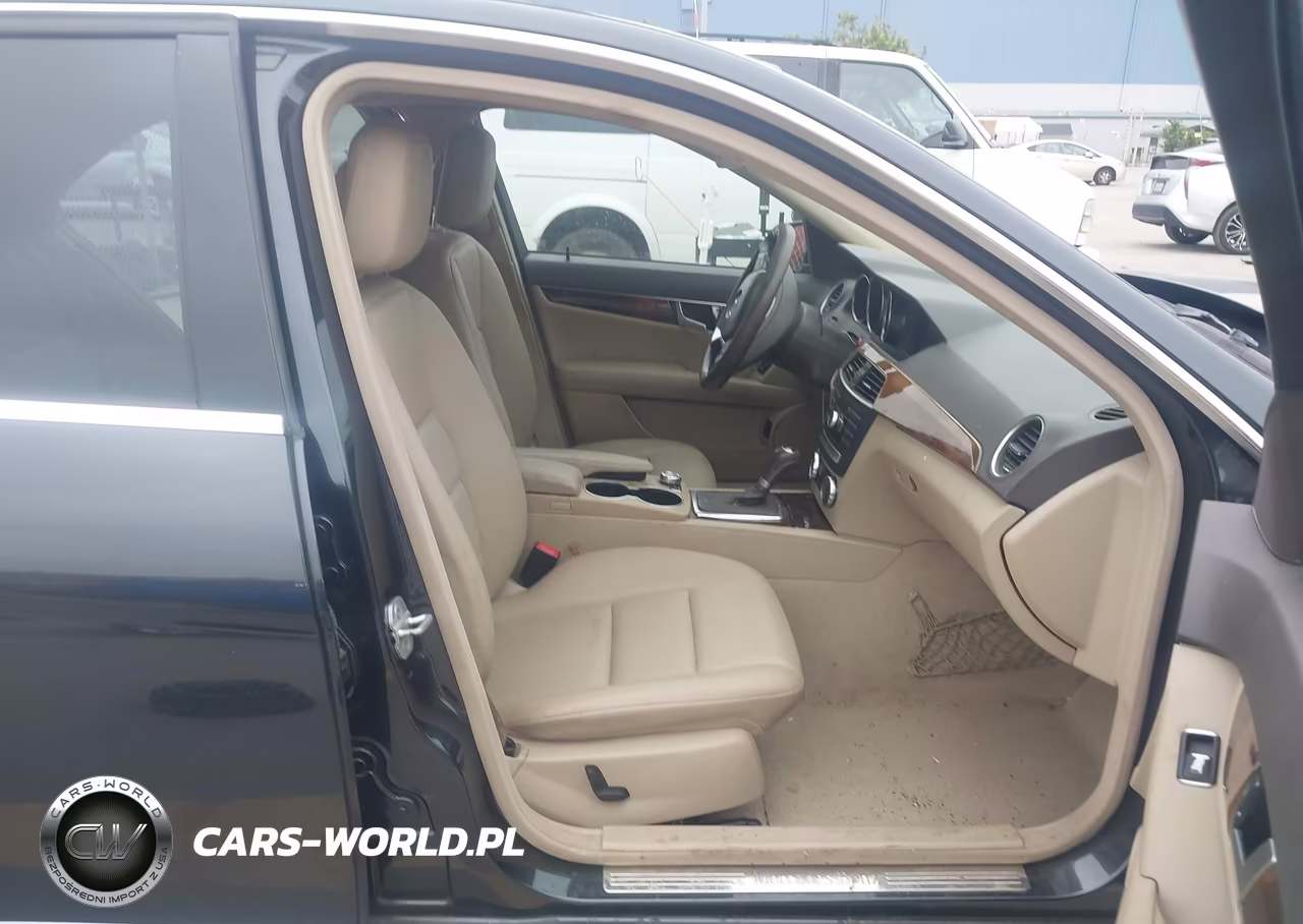 2012 Mercedes-Benz C 250 Sport VIN:WDDGF4HBXCR238860 - 5