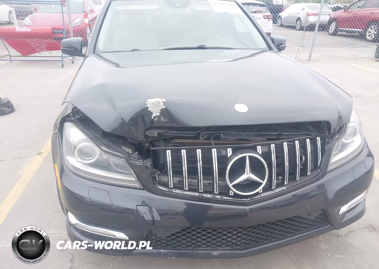 2012 Mercedes-Benz C 250 Sport VIN:WDDGF4HBXCR238860 - 6