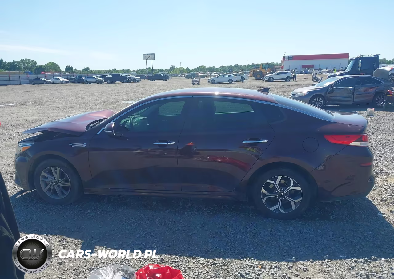 2020 Kia Optima Lx VIN:5XXGT4L34LG451597 - 15