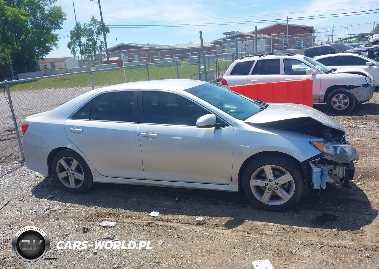 2013 Toyota Camry Se VIN:4T1BF1FK8DU295509 - 13