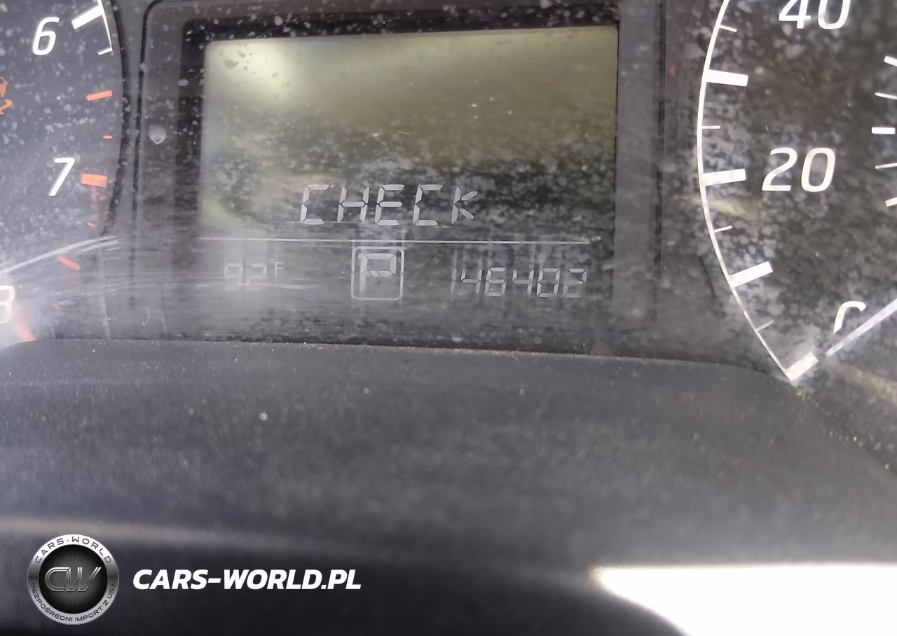 2015 Nissan Sentra S VIN:3N1AB7AP9FY354460 - 15