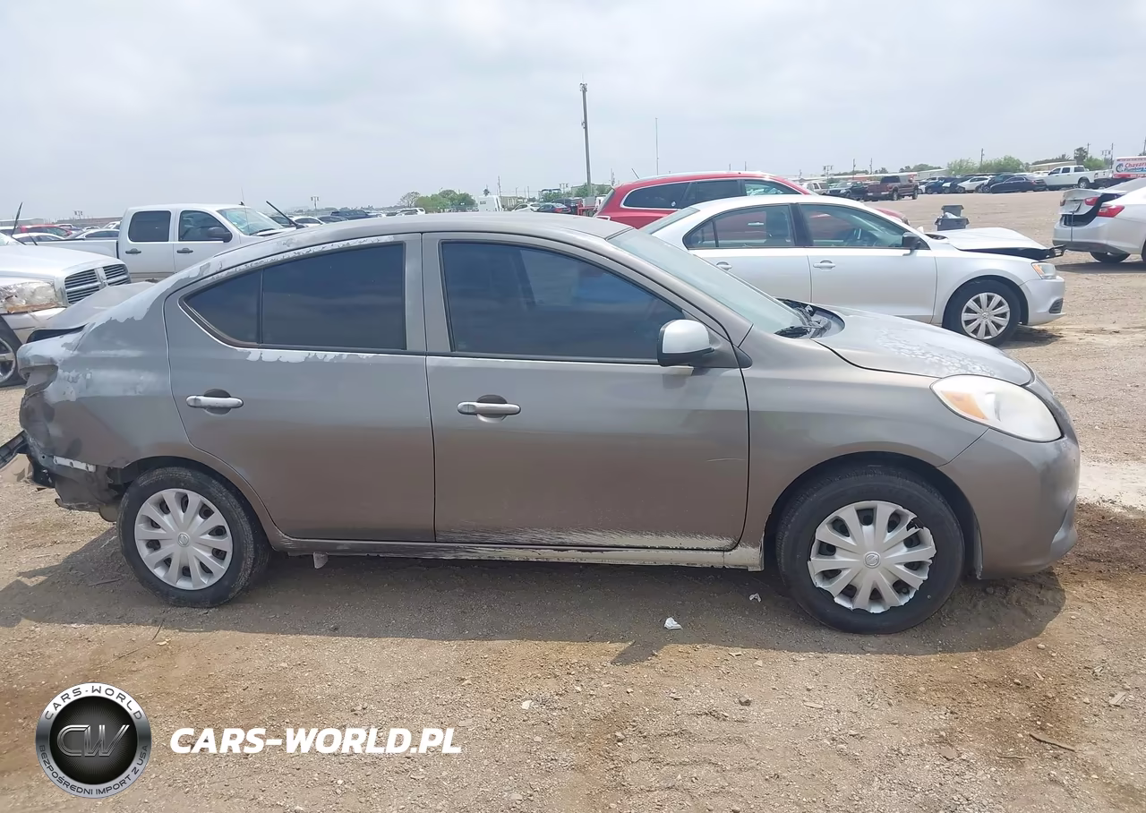 2014 Nissan Versa 1.6 S+ VIN:3N1CN7AP9EL869633 - 14