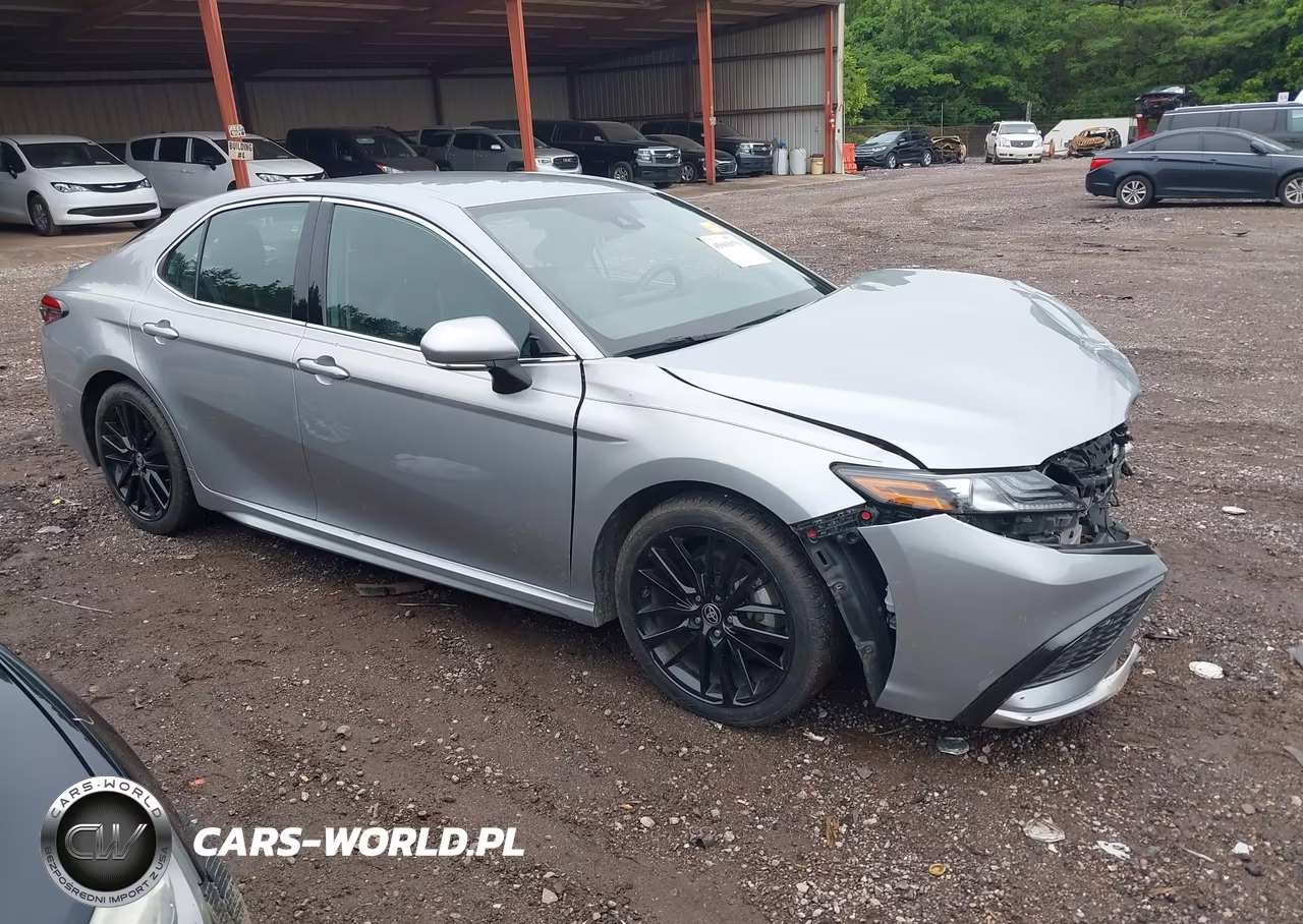 2022 Toyota Camry Xse – zdjęcie 1 z 17