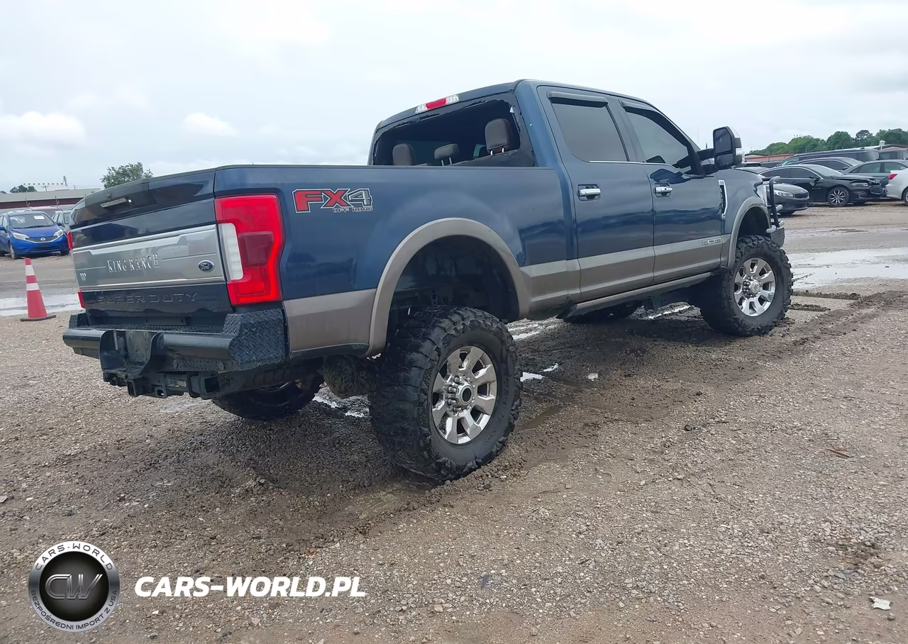 2019 Ford F-250 King Ranch-Lariat-Limited-Platinum-Xl-Xlt VIN:1FT7W2BT7KED60727 - 4