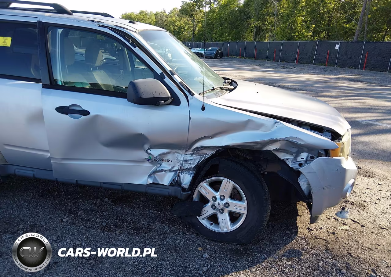 2012 Ford Escape Hybrid VIN:1FMCU5K31CKA30246 - 6