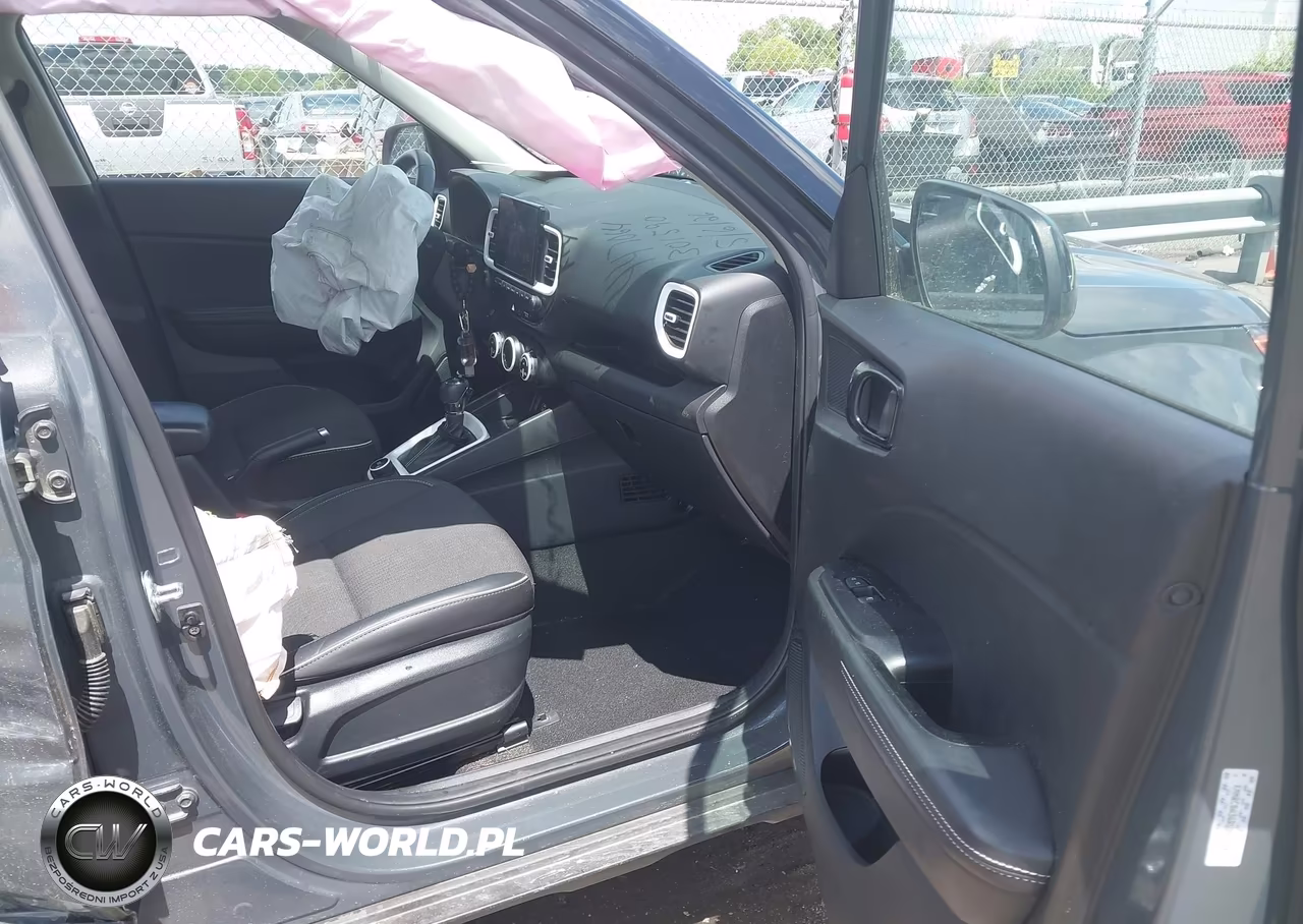 2024 Hyundai Venue Limited VIN:KMHRC8A36RU301590 - 5