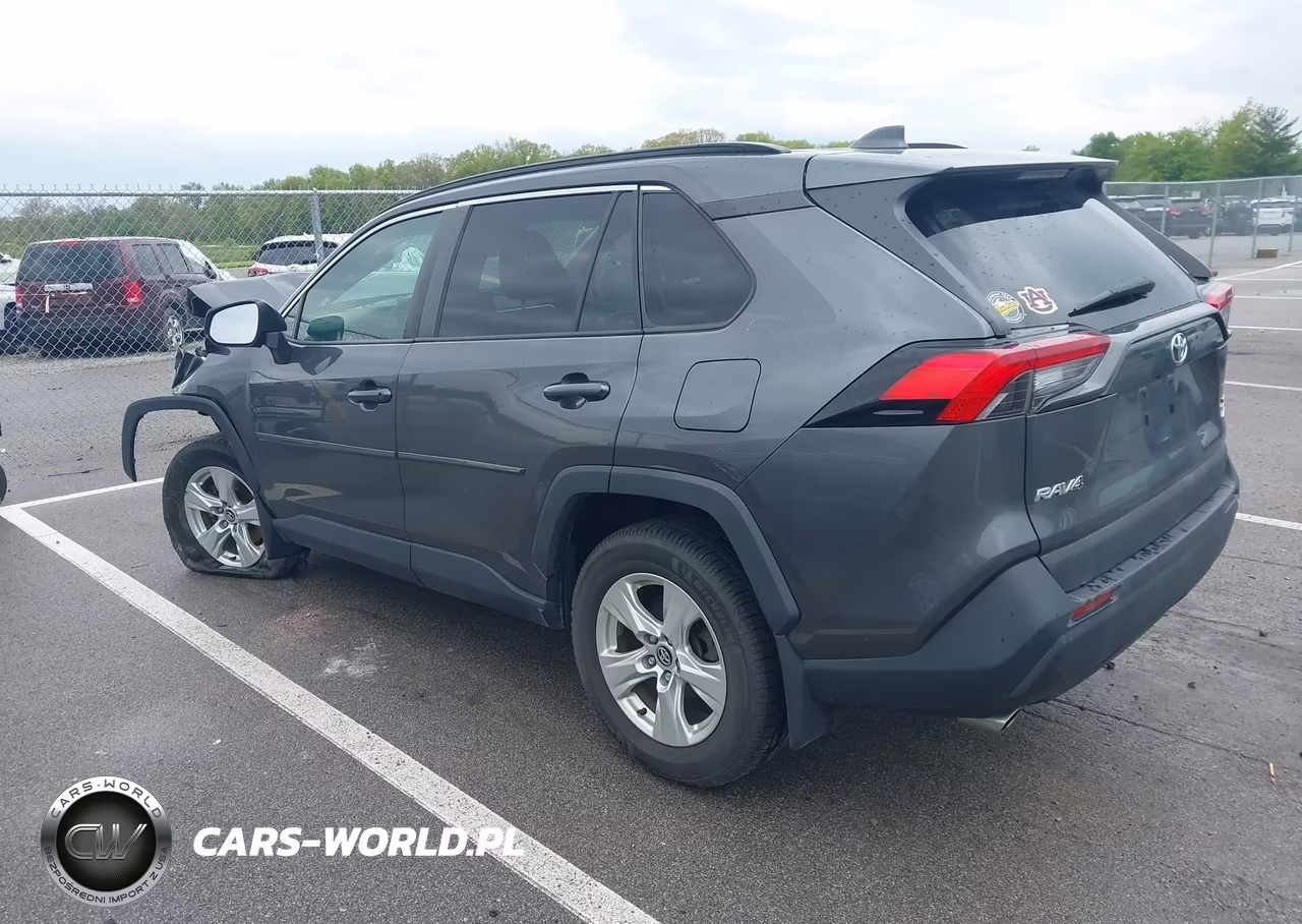 2020 Toyota Rav4 Xle VIN:2T3P1RFV0LC081621 - 3