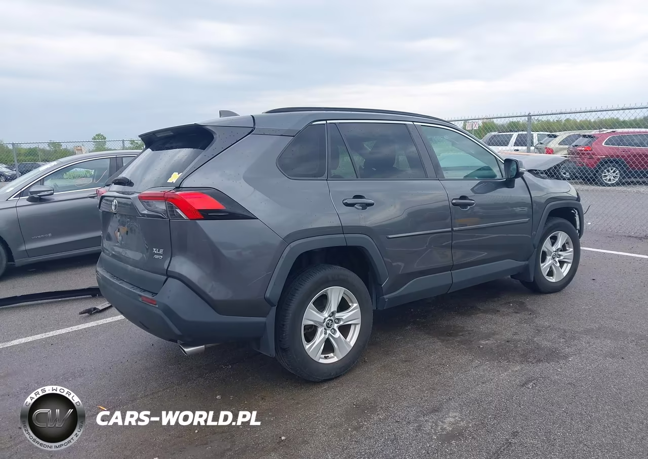 2020 Toyota Rav4 Xle VIN:2T3P1RFV0LC081621 - 4
