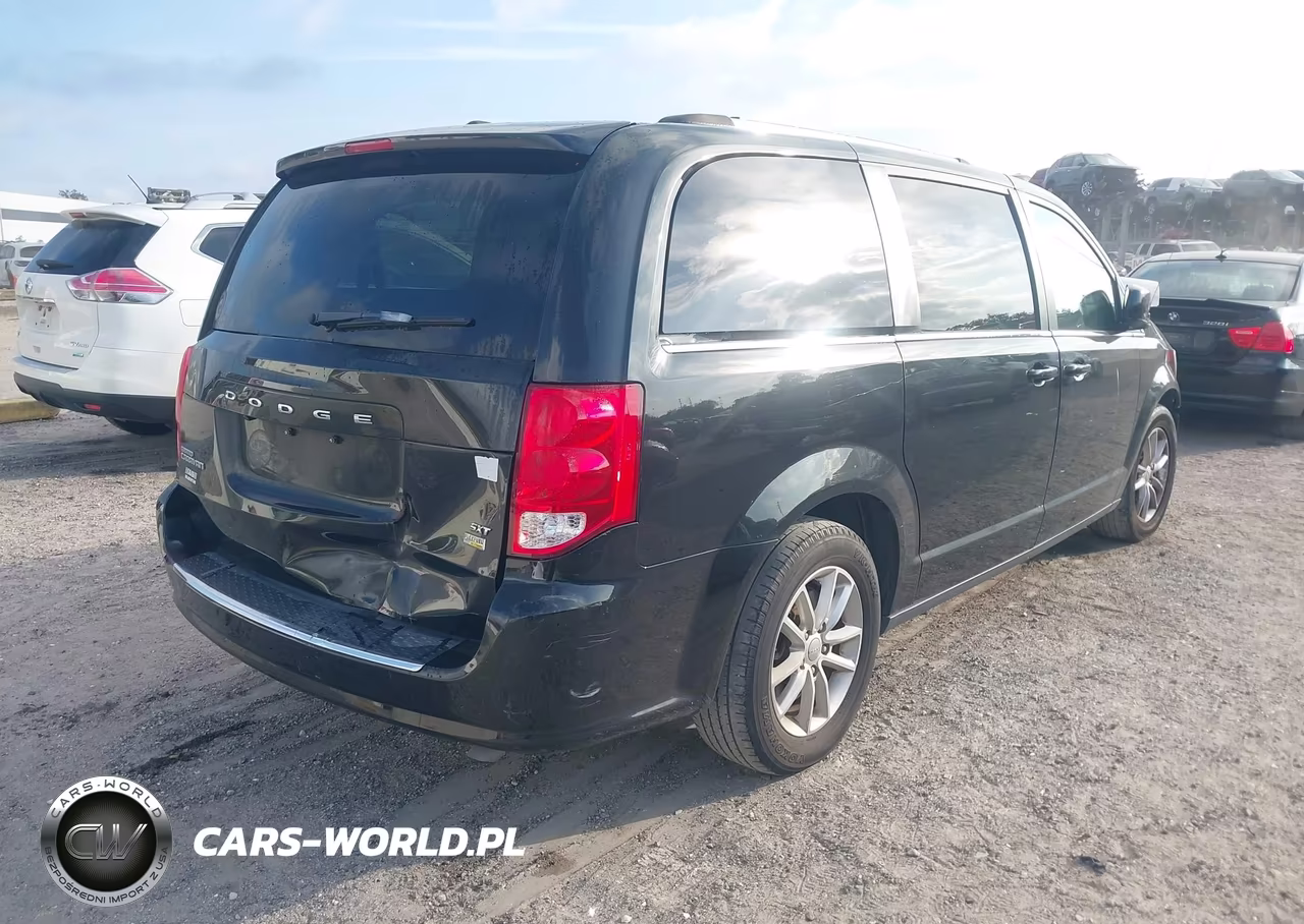 2019 Dodge Grand Caravan Sxt VIN:2C4RDGCG0KR713096 - 4