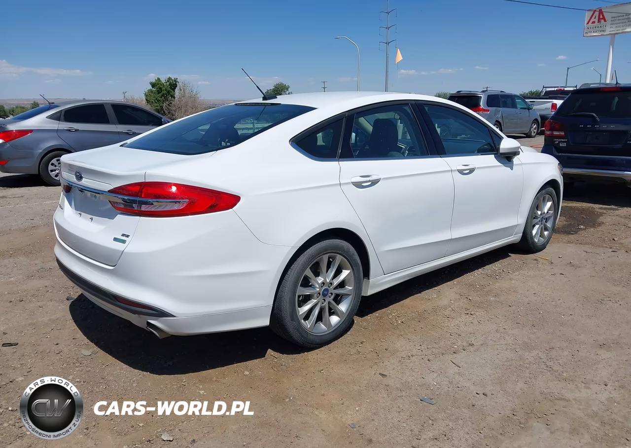 2017 Ford Fusion Se VIN:3FA6P0HD1HR252564 - 4