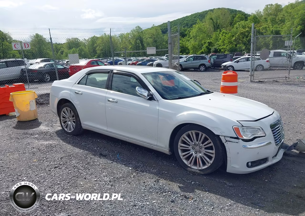 2011 Chrysler 300C – zdjęcie 1 z 11