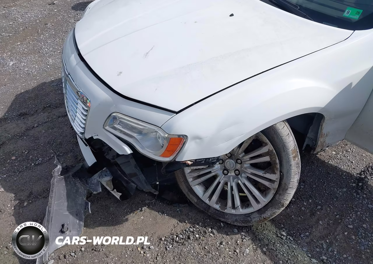 2011 Chrysler 300C VIN:2C3CA6CTXBH596062 - 6