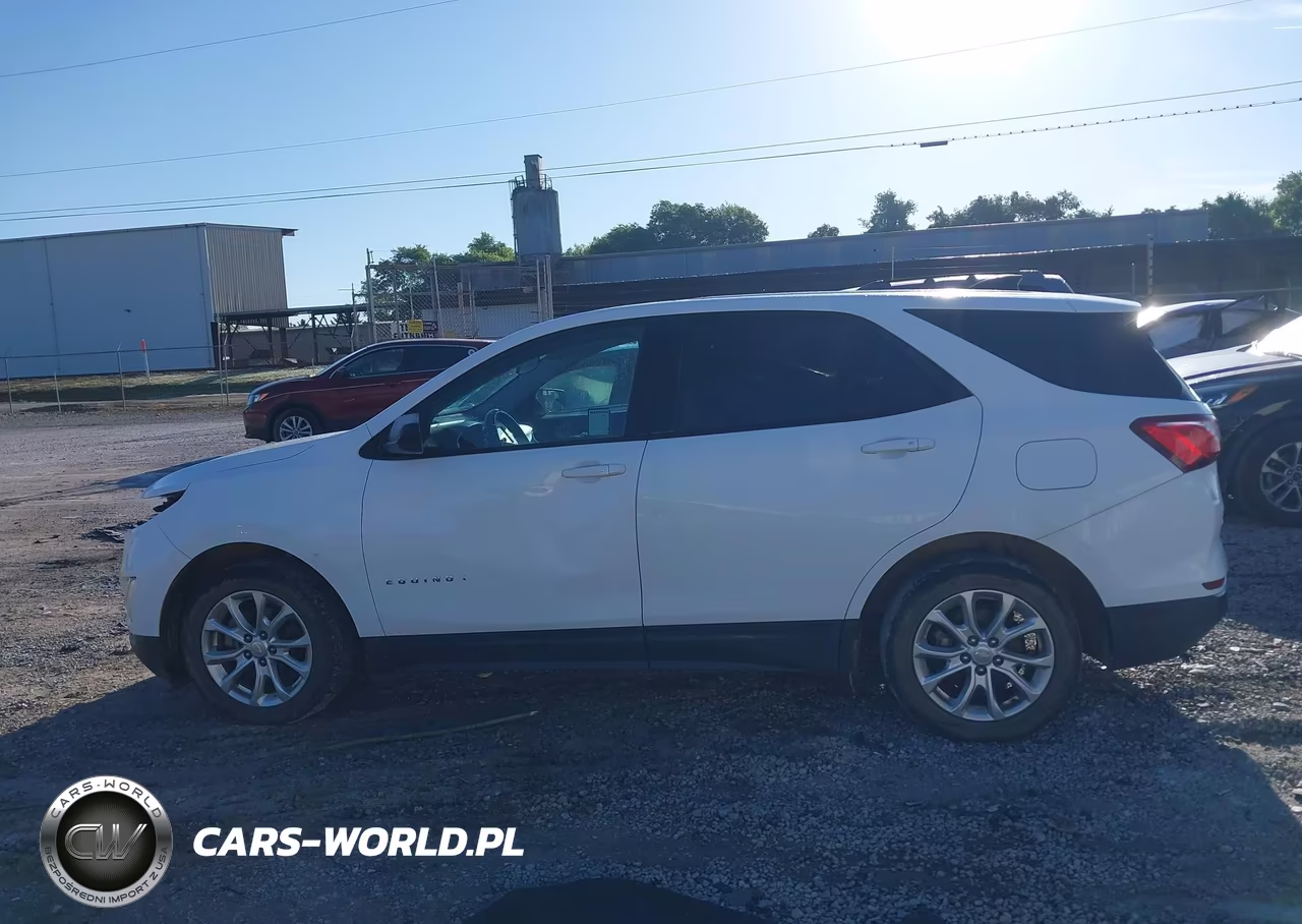 2018 Chevrolet Equinox Ls VIN:2GNAXHEV2J6214605 - 15