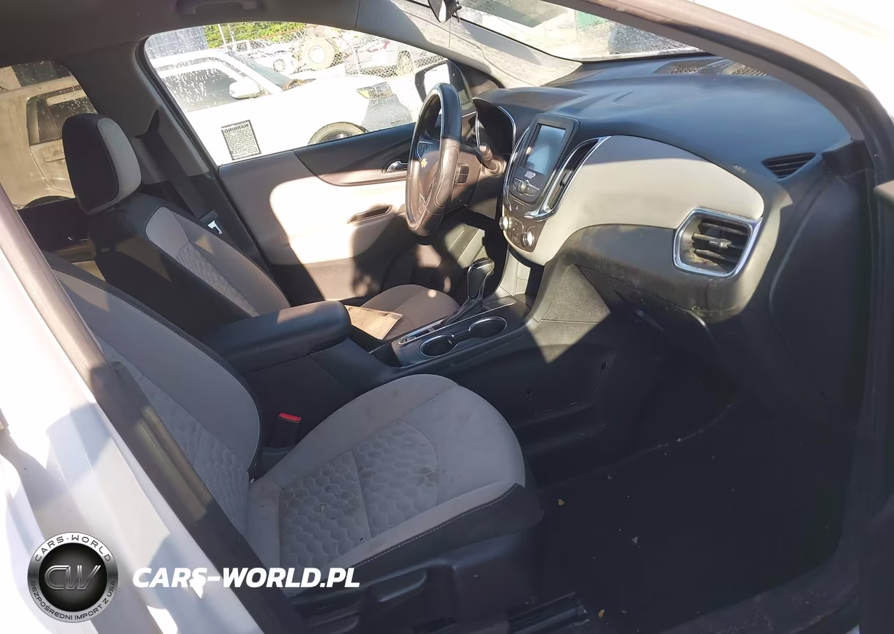 2018 Chevrolet Equinox Ls VIN:2GNAXHEV2J6214605 - 5
