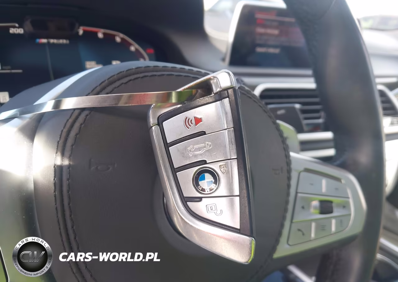 2021 BMW M760I xDrive VIN:WBA7U6C04MCF49996 - 11
