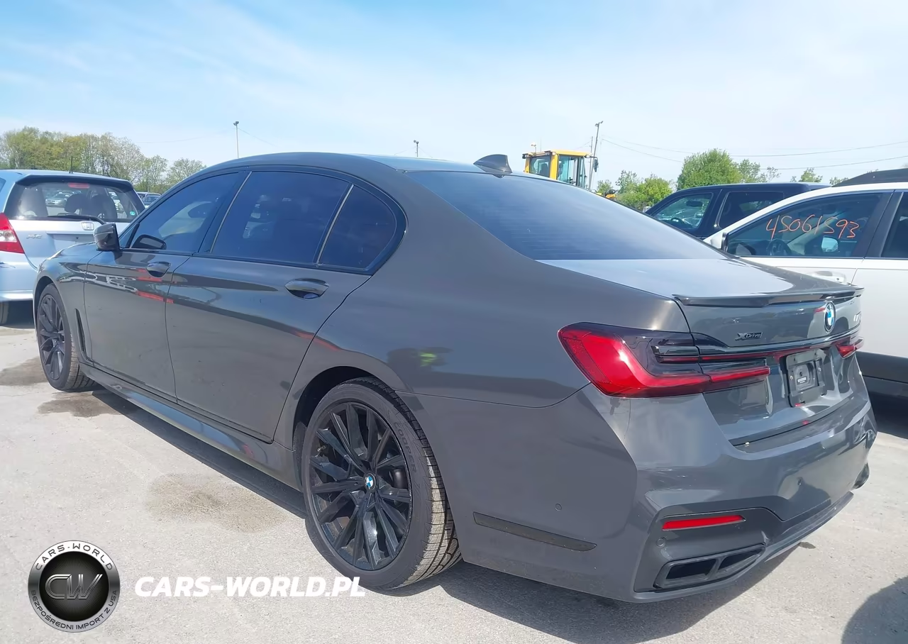 2021 BMW M760I xDrive VIN:WBA7U6C04MCF49996 - 3