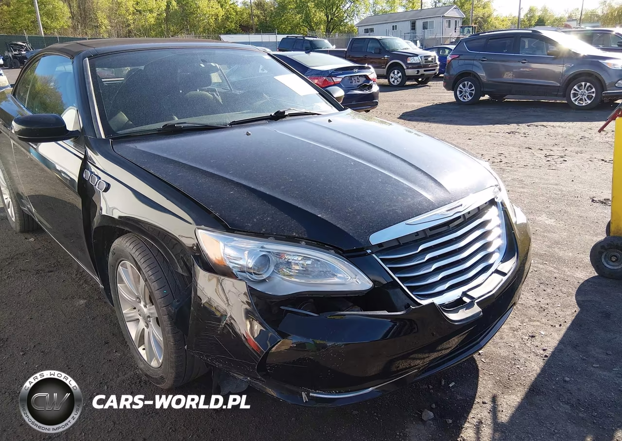 2011 Chrysler 200 Touring VIN:1C3BC2EBXBN542805 - 6