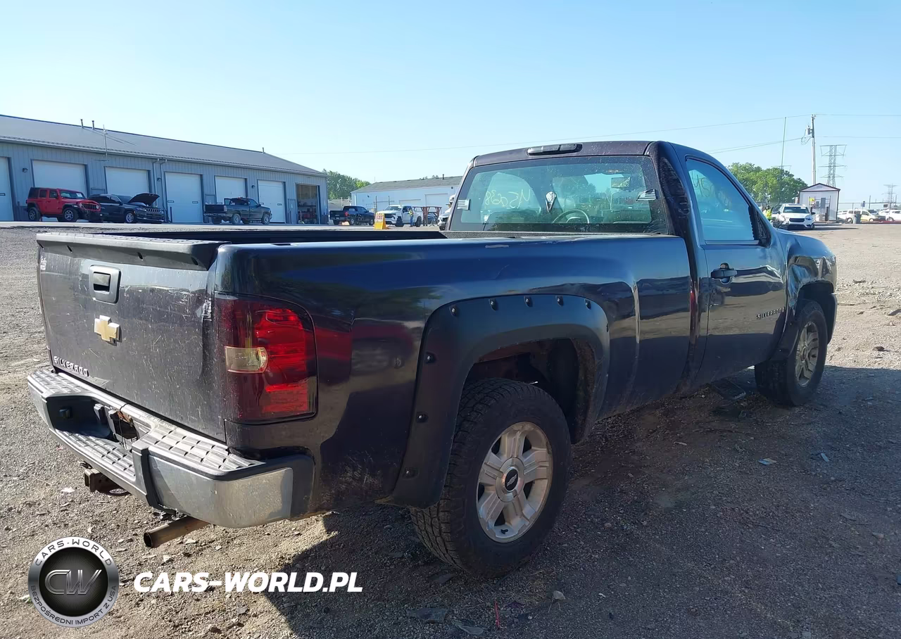 2008 Chevrolet Silverado 1500 Work Truck VIN:1GCEC14X88Z241712 - 4