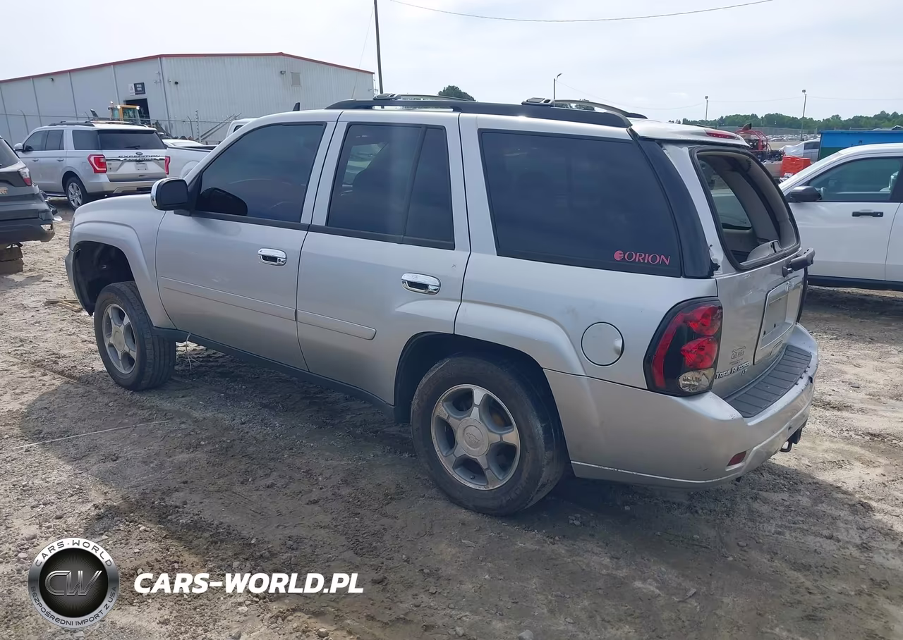 2008 Chevrolet Trailblazer Lt VIN:1GNDT13S182144904 - 3