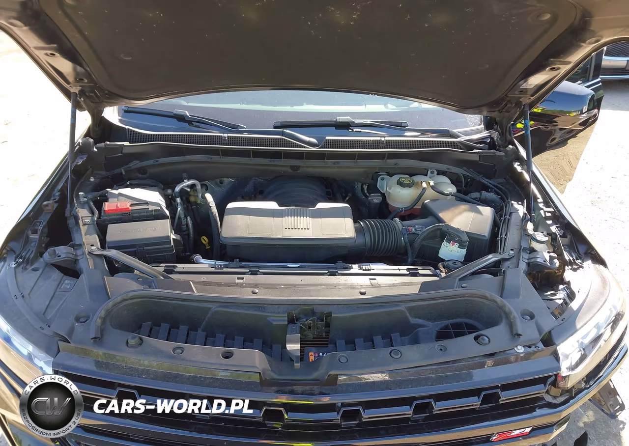 2023 Chevrolet Suburban 4Wd Z71 VIN:1GNSKDKD7PR366500 - 10