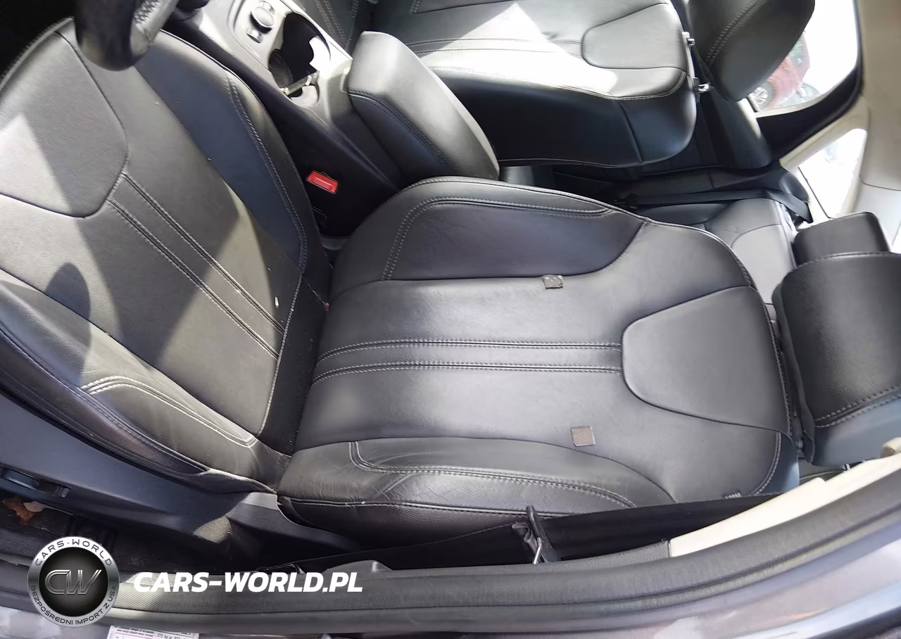 2014 Ford Focus Se VIN:1FADP3F29EL240263 - 16