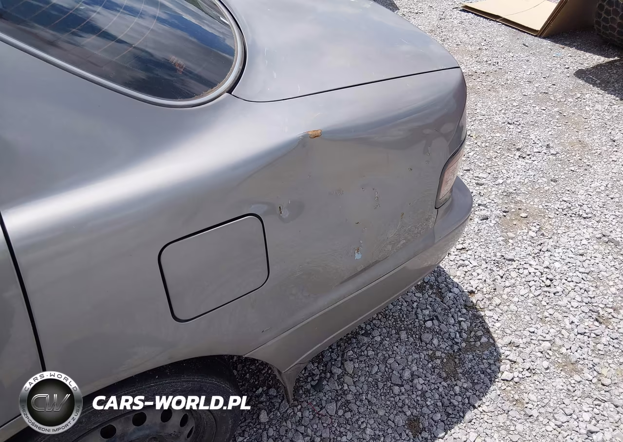 1993 Toyota Camry Le VIN:4T1SK12E2PU271044 - 13